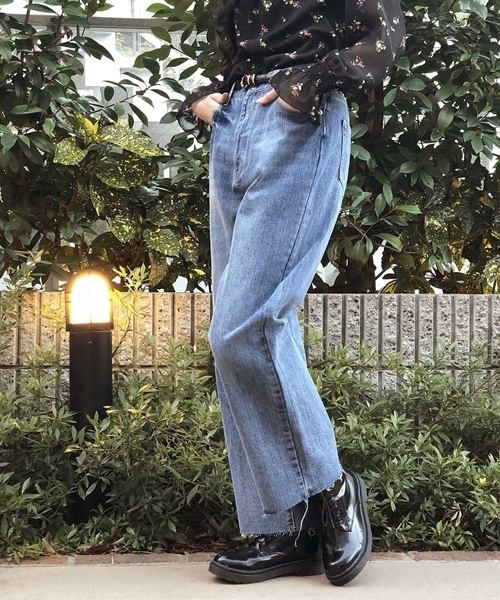 WEGO（ウィゴー）の「WEGO/【WEB限定】デニムストレートワイドパンツ（デニムパンツ・レディース・インディゴブルー/ダークインディゴブルー/ライトインディゴブルー・SMALL/MEDIUM/LARGE）」の19枚目の写真