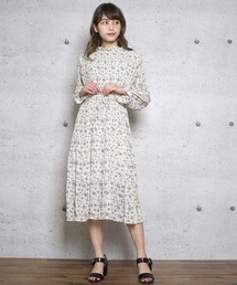 【Jewelobe/ ジュエローブ】スタンドフリルネックプリーツワンピース