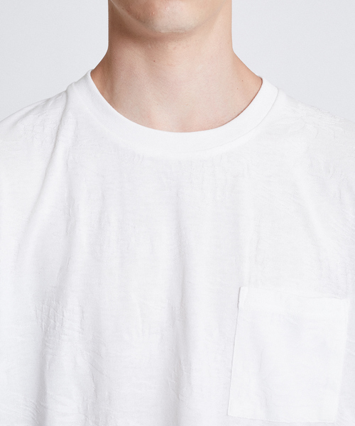 ABAHOUSE GRAY(アバハウスグレイ)の「【展開店舗限定】パイナップル柄 ジャガード半袖Tシャツ(Tシャツ/カットソー・メンズ・ホワイト/ベージュ/ネイビー・46/48)」の7枚目の写真