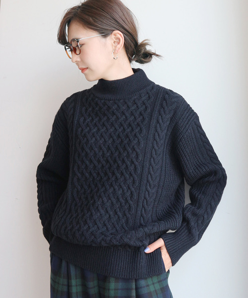 AMERICAN HOLIC（アメリカンホリック）の「ハイネックケーブルニットプルオーバー ＊（ニット/セーター・レディース・ネイビー/ピンク/グリーン/アイボリー/ダークグレー/マスタード・M/L）」の5枚目の写真