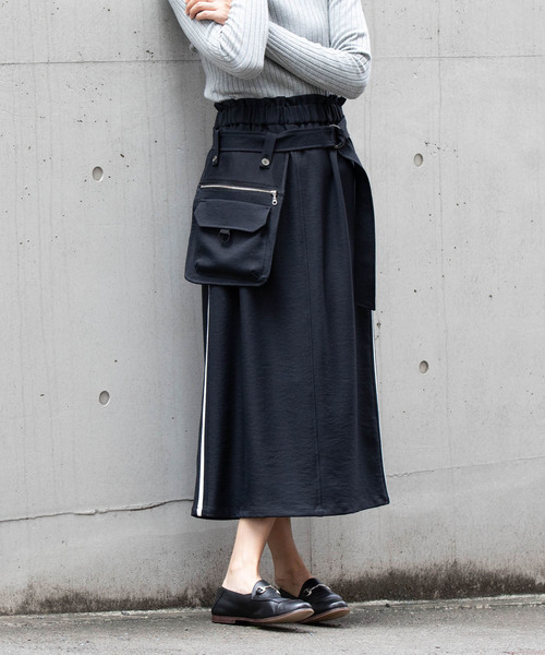 miniyu(ミニュウ)の「LaSRIC/サイドライン・カーゴスカート(スカート)」 - WEAR