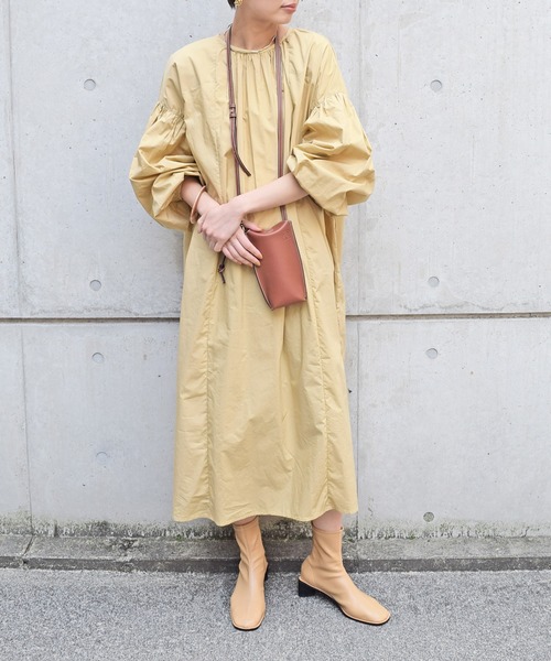 Marient（マリエント）の「バルーンシャツベルトワンピ（シャツワンピース・レディース・ベージュ/ホワイト・FREE）」の4枚目の写真