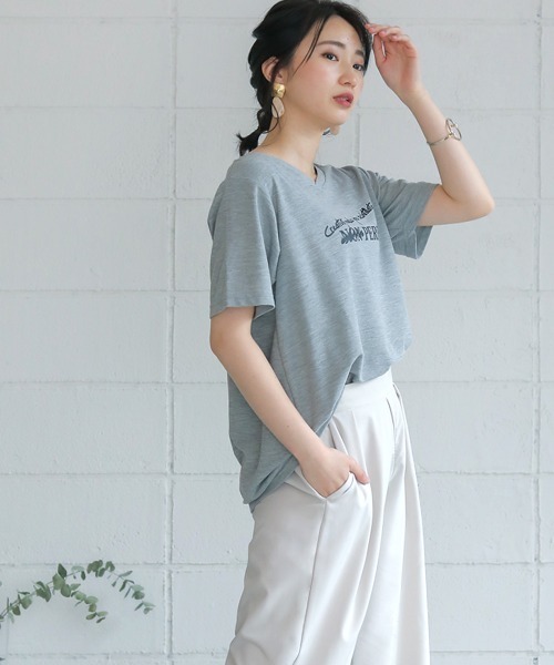 Bou Jeloud(ブージュルード)の「汗染み防止加工◆鹿の子プリントTシャツ(Tシャツ/カットソー・レディース・ライトグレー/ネイビー/オフホワイト・FREE)」の13枚目の写真