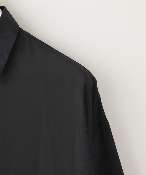 STUDIOUS（ステュディオス）の「【STUDIOUS】マルチパターンバンダナプリントシャツ（シャツ/ブラウス・メンズ・ブラック/ブラウン・1/2/3）」の7枚目の写真