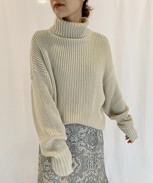 PICCIN（ピッチン）の「ハイネックボリュームニット（ニット/セーター・レディース・キャメル/チャコールグレー/ベージュ・M）」の19枚目の写真