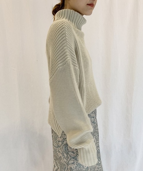 PICCIN（ピッチン）の「ハイネックボリュームニット（ニット/セーター・レディース・キャメル/チャコールグレー/ベージュ・M）」の20枚目の写真