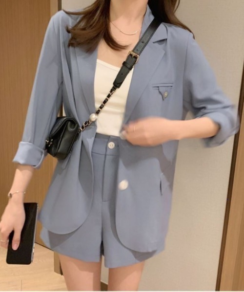 Diosfront(ディオスフロント)の「テーラードジャケット+ショートパンツ セットアップ(Tシャツ/カットソー・レディース・ホワイト/ブルー・SMALL/MEDIUM/LARGE/X-SMALL)」の16枚目の写真