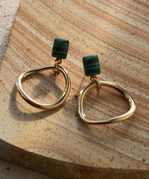 GOLDY（ゴールディ）の「シンセティックストーン カーブ フープ  ピアス（ピアス（両耳用））」