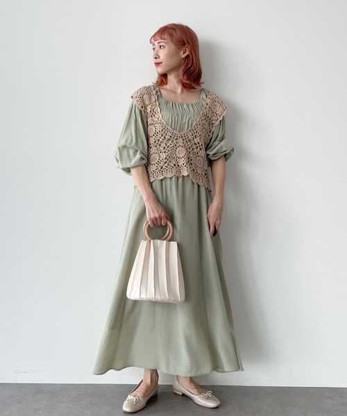 SLURR（スラ―）の「シャーリングバックリボンフレアワンピース（ワンピース・レディース・ベージュ/ミント/その他8・FREE）」の22枚目の写真