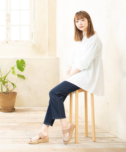 menue(メヌエ)の「ラウンドトゥウェッジヒールジュートサンダル(サンダル・レディース・グレイッシュベージュ/ホワイト系その他/ブラック系その他/ブラック・3L/LL/L/M/XS/XXS/S)」の15枚目の写真
