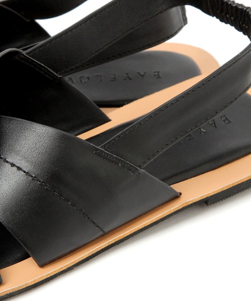 BAYFLOW（ベイフロー）の「ステッチクロスサンダル（サンダル・レディース・ブラック/オフホワイト・SMALL/MEDIUM/LARGE）」の8枚目の写真