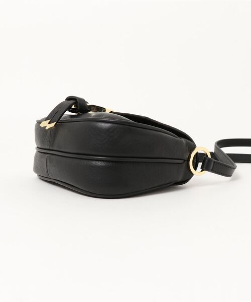 Ted Baker（テッドベーカー）の「TRINETT　リングディテール レザー クロスボディバッグ（ショルダーバッグ・レディース・ブラック/グリーン・O/S）」の6枚目の写真