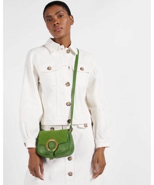 Ted Baker（テッドベーカー）の「TRINETT　リングディテール レザー クロスボディバッグ（ショルダーバッグ・レディース・ブラック/グリーン・O/S）」の12枚目の写真