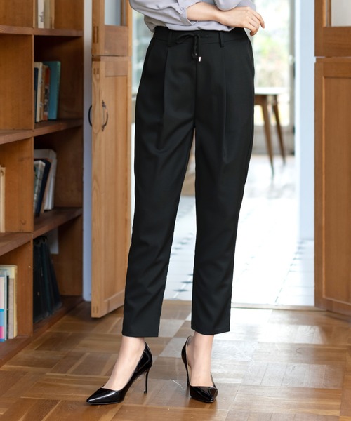 Tiaclasse(ティアクラッセ)の「【洗える】幅広く活躍が期待できるドロストパンツ(その他パンツ・レディース・ブラック/ネイビー/グレー/ブルー/スモークピンク・S/M/L)」の2枚目の写真
