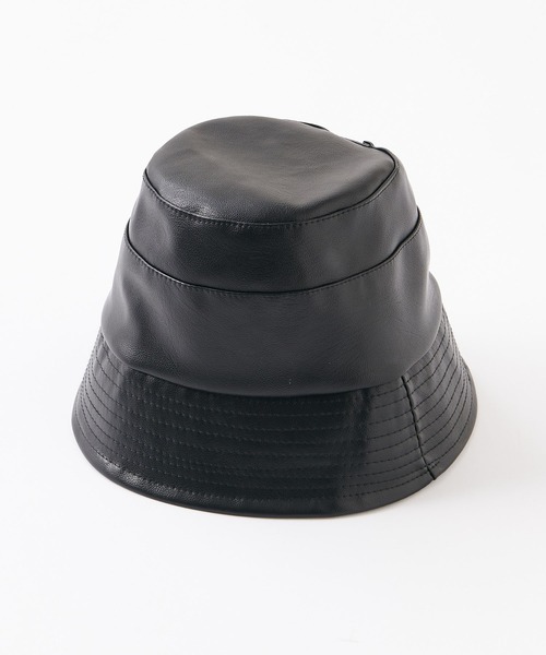 WHO'S WHO gallery（フーズフーギャラリー）の「フェイクレザーバケットハット（ハット・レディース・ブラック/オフホワイト・FREE）」の10枚目の写真