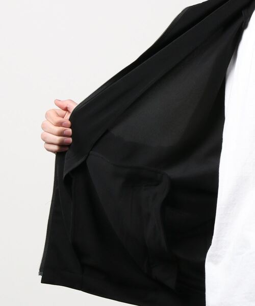 JUNRED(ジュンレッド)の「スタンドZIPドルマンブルゾン(ブルゾン・メンズ・ベージュ/パープル/ブラック・L/S/M)」の5枚目の写真