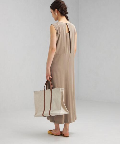 green label relaxing(グリーンレーベルリラクシング)の「FFC トリアセ サテン フレア ワンピース(ワンピース・レディース・グレー/オリーブ/ピンク・FREE)」の7枚目の写真