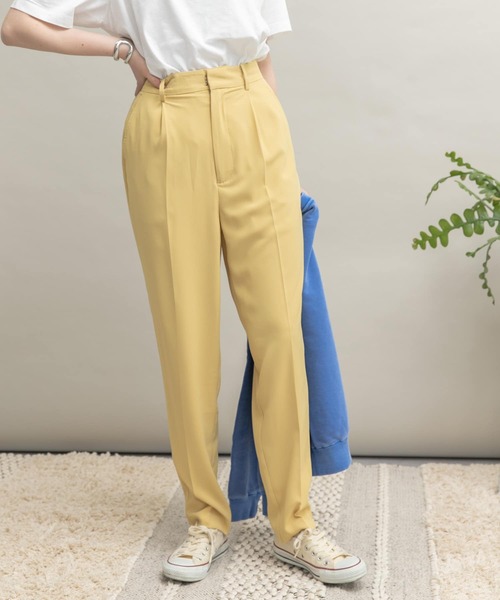 UR Lab.（アーバンリサーチラボ）の「『34サイズ/低身長向けも展開』ジョーゼットテーパードパンツ（その他パンツ・レディース・イエロー/ピンク/ネイビー/ブルー・34/36/38）」の5枚目の写真