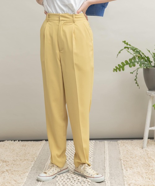 UR Lab.（アーバンリサーチラボ）の「『34サイズ/低身長向けも展開』ジョーゼットテーパードパンツ（その他パンツ・レディース・イエロー/ピンク/ネイビー/ブルー・34/36/38）」の7枚目の写真