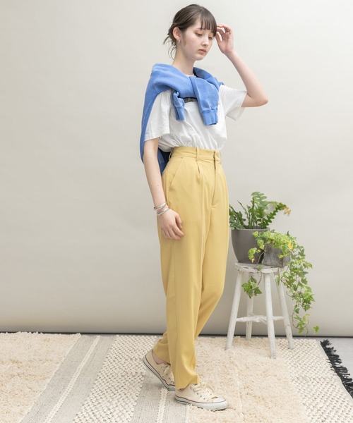 UR Lab.（アーバンリサーチラボ）の「『34サイズ/低身長向けも展開』ジョーゼットテーパードパンツ（その他パンツ・レディース・イエロー/ピンク/ネイビー/ブルー・34/36/38）」の9枚目の写真