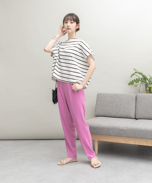 UR Lab.（アーバンリサーチラボ）の「『34サイズ/低身長向けも展開』ジョーゼットテーパードパンツ（その他パンツ・レディース・イエロー/ピンク/ネイビー/ブルー・34/36/38）」の16枚目の写真