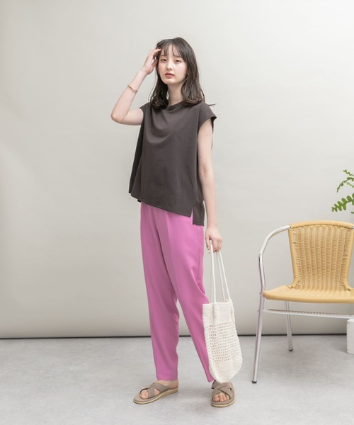 UR Lab.（アーバンリサーチラボ）の「『34サイズ/低身長向けも展開』ジョーゼットテーパードパンツ（その他パンツ・レディース・イエロー/ピンク/ネイビー/ブルー・34/36/38）」の17枚目の写真