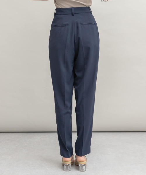 UR Lab.（アーバンリサーチラボ）の「『34サイズ/低身長向けも展開』ジョーゼットテーパードパンツ（その他パンツ・レディース・イエロー/ピンク/ネイビー/ブルー・34/36/38）」の22枚目の写真