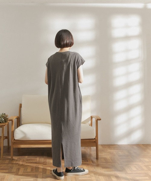 FORK&SPOON（フォークアンドスプーン）の「FORK&SPOON　コットンヘンプカットソーワンピース（ワンピース・レディース・グリーン/オフホワイト/チャコールグレー・ONE）」の6枚目の写真