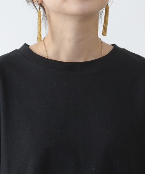 COLONY 2139（コロニートゥーワンスリーナイン）の「【ULTRA HYBRID】USAコットンラウンドヘムTシャツ（Tシャツ/カットソー・レディース・ブラック/オフホワイト/グレイッシュベージュ・MEDIUM/LARGE）」の11枚目の写真