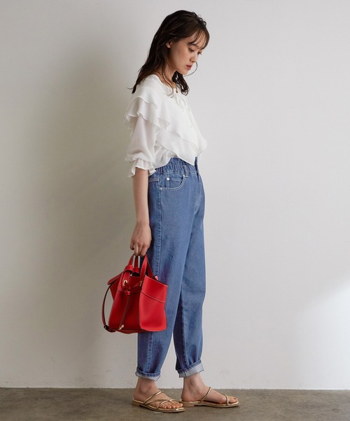 vis-`a-vis（ビサビ）の「ウェストギャザーデニム&ツイルテーパードパンツ（デニムパンツ・レディース・スミクロ/ホワイト系その他5/ブルー系その他4・SS/S/M/L）」の12枚目の写真