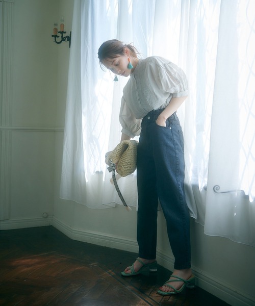 vis-`a-vis（ビサビ）の「ウェストギャザーデニム&ツイルテーパードパンツ（デニムパンツ・レディース・スミクロ/ホワイト系その他5/ブルー系その他4・SS/S/M/L）」の19枚目の写真