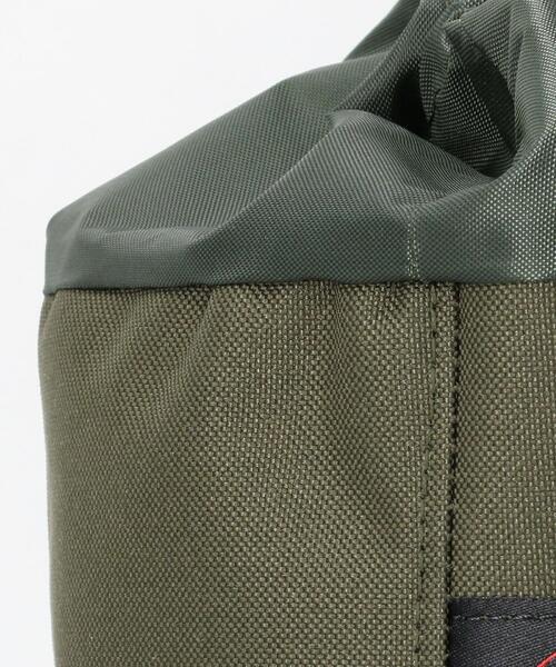 BEAUTY&YOUTH UNITED ARROWS（ビューティーアンドユースユナイテッドアローズ）の「＜COTSWOLD AQUARIUS＞ドロストショルダーバッグ（ショルダーバッグ・レディース・ブラック/オリーブ・FREE）」の7枚目の写真