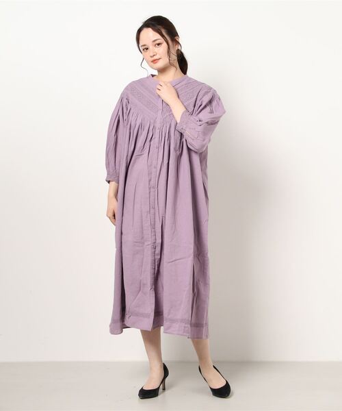 Samansa Mos2（サマンサ モスモス）の「V切替レースワンピース（ワンピース・レディース・オフホワイト/ラベンダー/ブラック・ﾌﾘ-）」の4枚目の写真