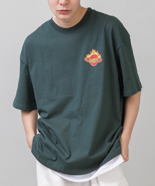 SPINNS（スピンズ）の「【ゆったりシルエット】 FIRE PSDNバックプリント半袖Tシャツ（Tシャツ/カットソー・メンズ・ホワイト/グリーン/ブラック・ONESIZE）」の21枚目の写真