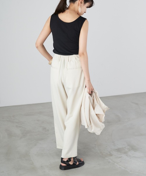 Chaco closet(チャコ クローゼット)の「コットンリブシンプルタンクトップ(タンクトップ・レディース・ブラック/ベージュ/オフホワイト・FREE)」の11枚目の写真