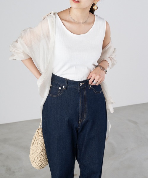 Chaco closet(チャコ クローゼット)の「コットンリブシンプルタンクトップ(タンクトップ・レディース・ブラック/ベージュ/オフホワイト・FREE)」の16枚目の写真