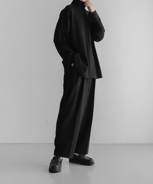 remer（リメール）の「loose basic turtle neck Tee / ルーズベーシックタートルネックTee（Tシャツ/カットソー・メンズ・ホワイト/ブラック・SMALL/MEDIUM/LARGE）」の8枚目の写真