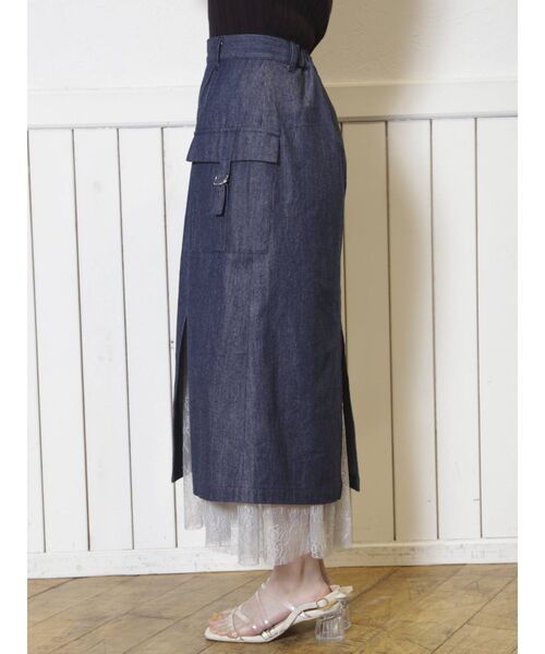 dazzlin（ダズリン）の「ワークレースタックスカート（スカート・レディース・インディゴブルー/アイボリー・SMALL/MEDIUM）」の5枚目の写真