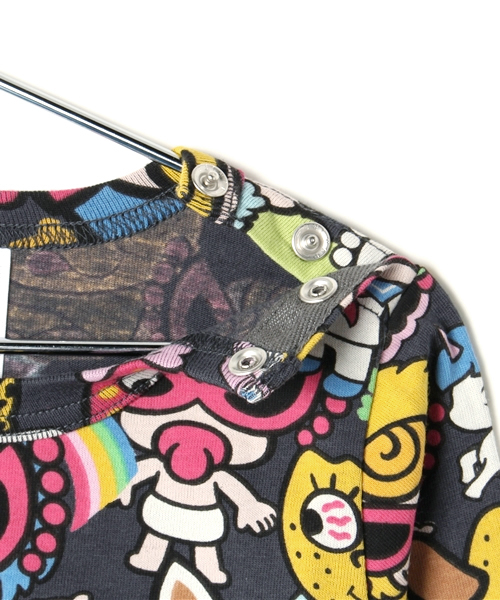 HYSTERIC MINI（ヒステリックミニ）の「BABY Hungry meet the Monsters 総柄 長袖Tシャツ（Tシャツ/カットソー・キッズ・その他/グリーン系その他/ホワイト系その他・80/90）」の7枚目の写真