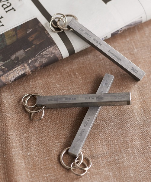 Butler Verner Sails(バトラーヴァーナーセイルス)の「Butler Verner Sails バトラーバーナーセイルズ / THE HOTEL KEY HOLDER アルミホテルキーホルダー / JA-2570(キーホルダー・メンズ・その他1/その他2/その他3・FREE)」の3枚目の写真