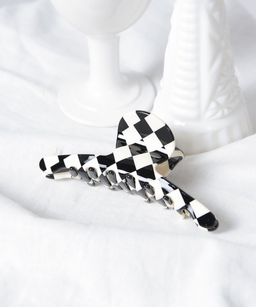 CALIFORNIA OUTFITTERS（カリフォルニア アウトフィッターズ）の「【LULKA（ルールカ）】ブロックチェックヘアクリップ サークルヘアクリップ（バレッタ/ヘアクリップ・レディース・ブラック系その他/ブラック系その他2/ブラック系その他3/ブラック系その他5/ブラック系その他4・ONE SIZE）」の8枚目の写真