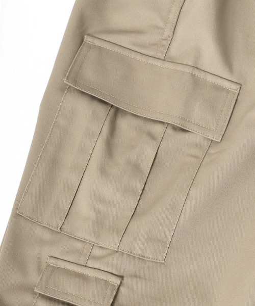 Dickies（ディッキーズ）の「Dickies(ディッキーズ)ツイルワイドテーパードカーゴパンツ（カーゴパンツ・メンズ・ベージュ/カーキ・32inch/30inch/28inch/34inch/36inch）」の12枚目の写真