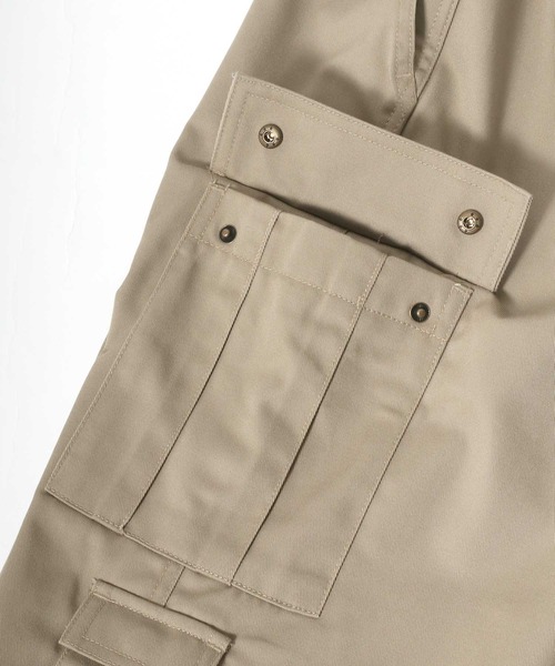 Dickies（ディッキーズ）の「Dickies(ディッキーズ)ツイルワイドテーパードカーゴパンツ（カーゴパンツ・メンズ・ベージュ/カーキ・32inch/30inch/28inch/34inch/36inch）」の13枚目の写真