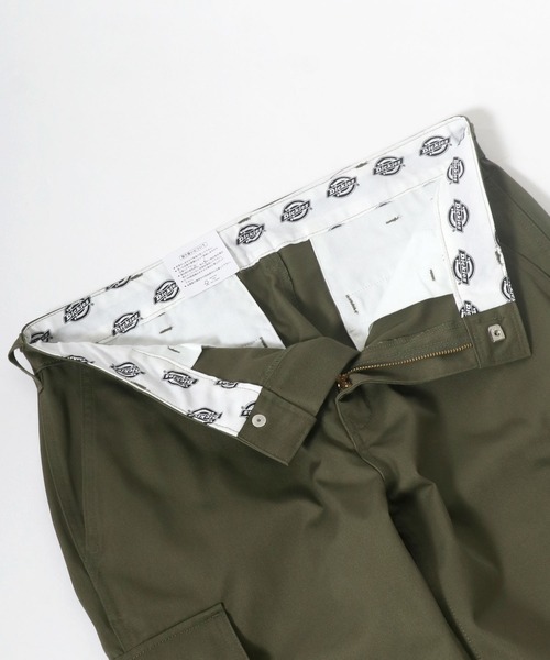 Dickies（ディッキーズ）の「Dickies(ディッキーズ)ツイルワイドテーパードカーゴパンツ（カーゴパンツ・メンズ・ベージュ/カーキ・32inch/30inch/28inch/34inch/36inch）」の21枚目の写真