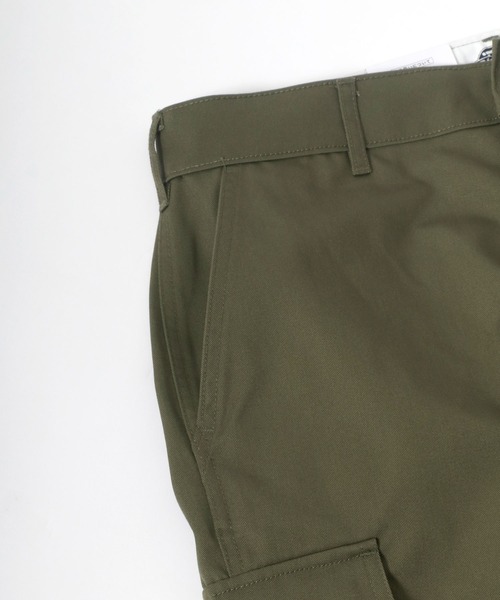 Dickies（ディッキーズ）の「Dickies(ディッキーズ)ツイルワイドテーパードカーゴパンツ（カーゴパンツ・メンズ・ベージュ/カーキ・32inch/30inch/28inch/34inch/36inch）」の22枚目の写真