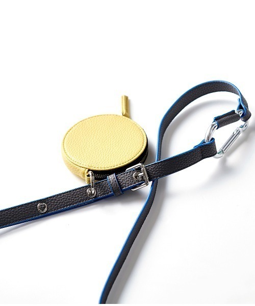 ajew（エジュー）の「ajew/エジュー/Canaviar circle shoulder（スマホグッズ・レディース・ホワイト/ブラック/シルバー/グレー/ブラウン・FREE/F）」の6枚目の写真