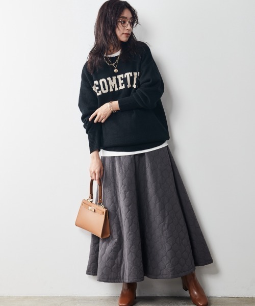 CHIC STYLE(シックスタイル)の「キルティングマキシフレアスカート <大きいサイズ有>シックスタイル (スカート・レディース・グレー/ブラック・4L/L/5L/LL/3L/6L/M)」の21枚目の写真