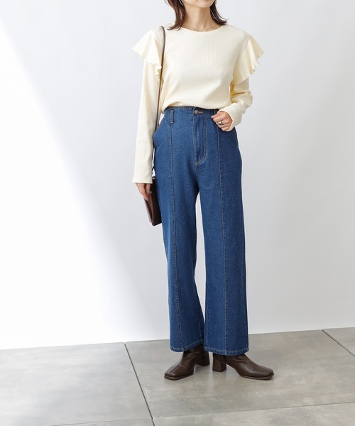 COLONY 2139（コロニートゥーワンスリーナイン）の「ランダムテレコ肩フリル長袖Tシャツ（Tシャツ/カットソー・レディース・アイボリー/ブルー/ブラック・SMALL/MEDIUM）」の12枚目の写真