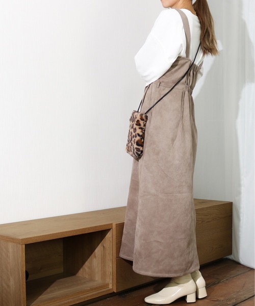 Per sist ence（パーシエンス）の「Per sist ence/パーシエンス　 ポンチスウェード タック入りジャンパースカート（ジャンパースカート・レディース・ブラウン/アイボリー/グレイッシュベージュ・FREE）」の8枚目の写真