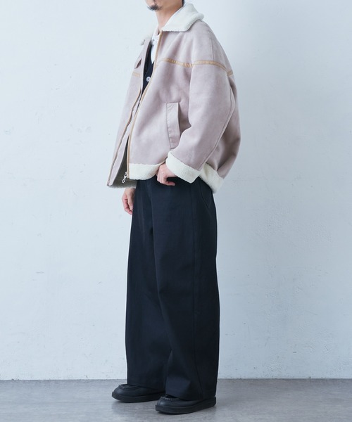 Lui's（ルイス）の「フェイクムートンブルゾン（ブルゾン・メンズ・ベージュ/チャコールグレー・SMALL/MEDIUM）」の7枚目の写真